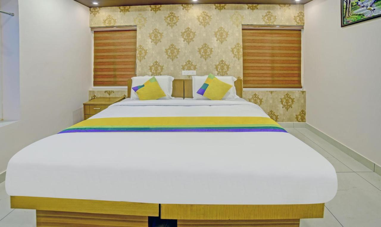 Treebo Trip Majestic Inn Thampanoor تريفِندرم المظهر الخارجي الصورة