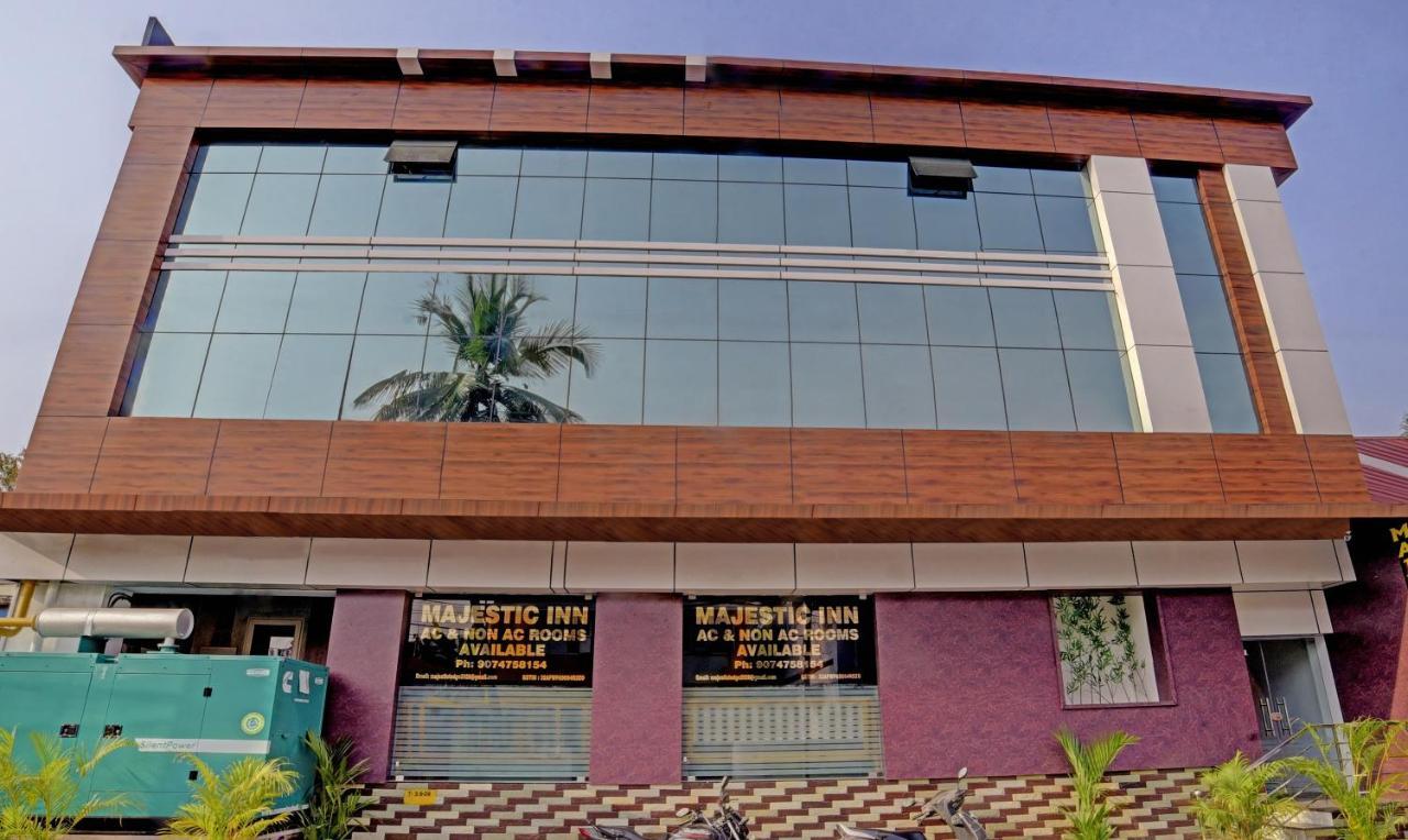 Treebo Trip Majestic Inn Thampanoor تريفِندرم المظهر الخارجي الصورة
