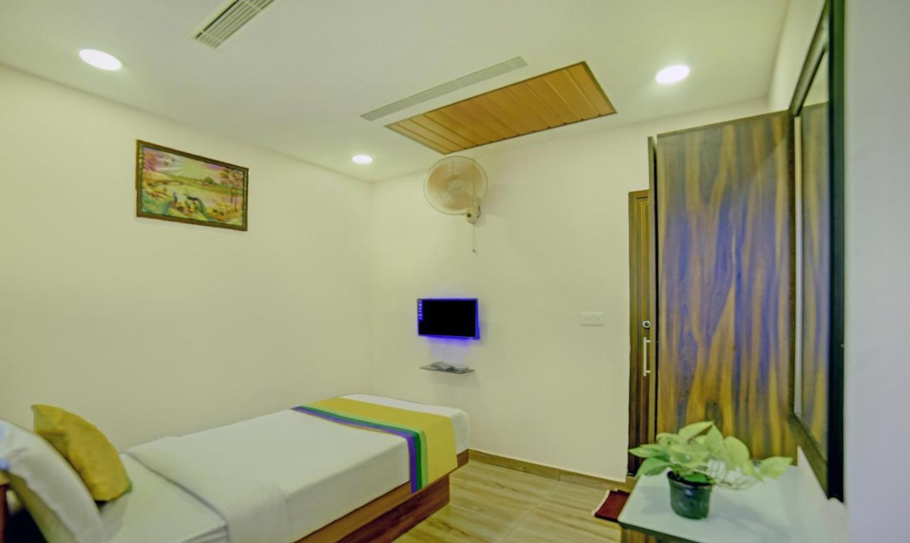 Treebo Trip Majestic Inn Thampanoor تريفِندرم المظهر الخارجي الصورة