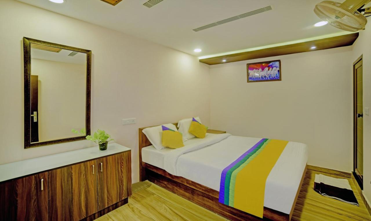 Treebo Trip Majestic Inn Thampanoor تريفِندرم المظهر الخارجي الصورة